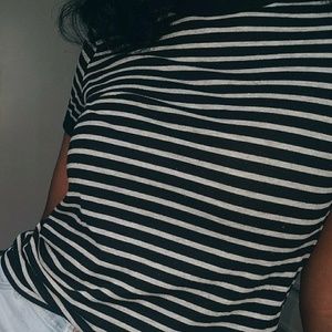 Black and gray striped ringer tee